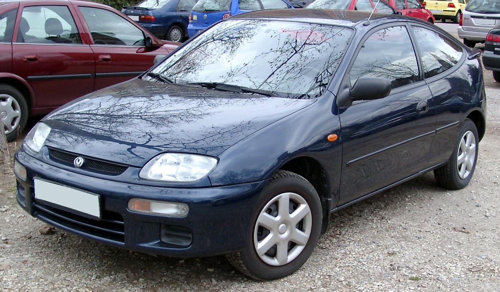 Mazda 323 Hatchback photo 5