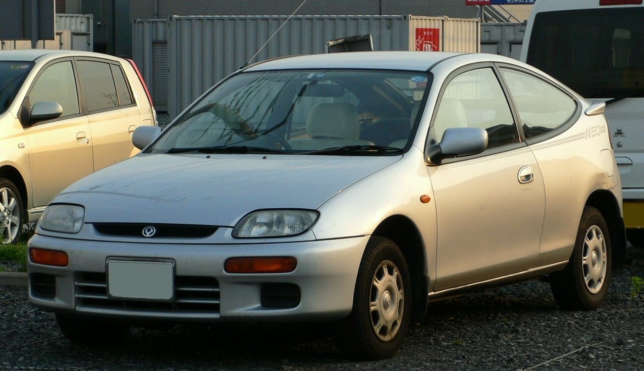 Mazda 323 Hatchback photo 6