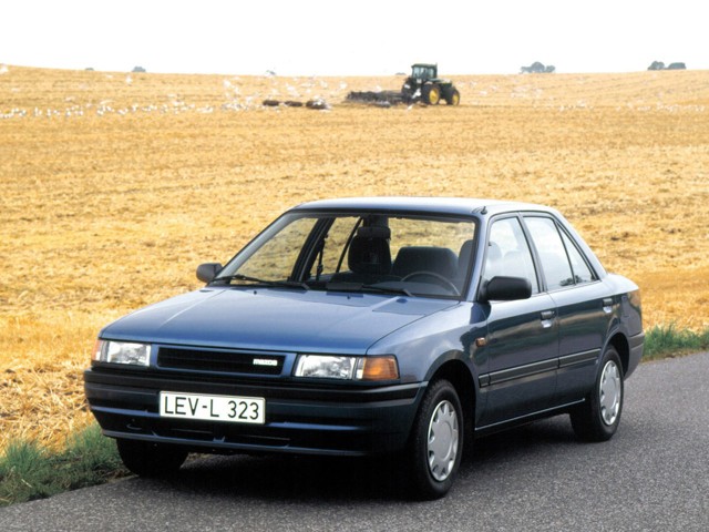 Mazda 323 Sedan photo 4