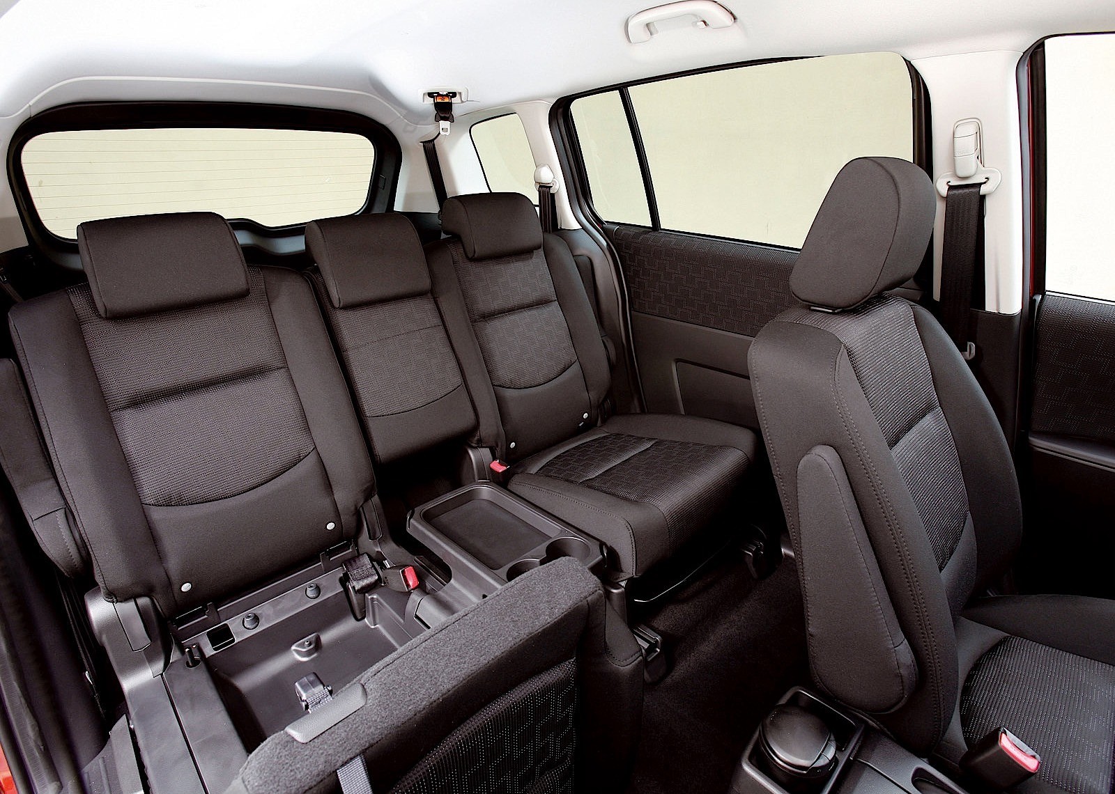 Mazda 5 / Premacy photo 60