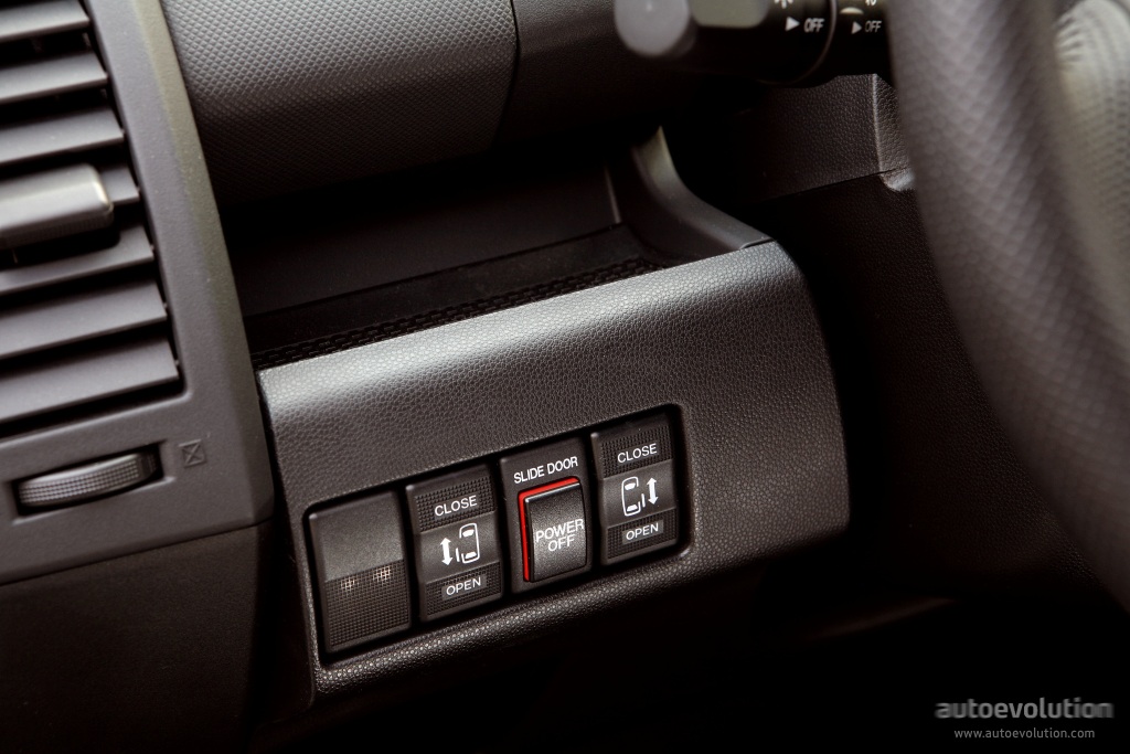 Mazda 5 / Premacy photo 39