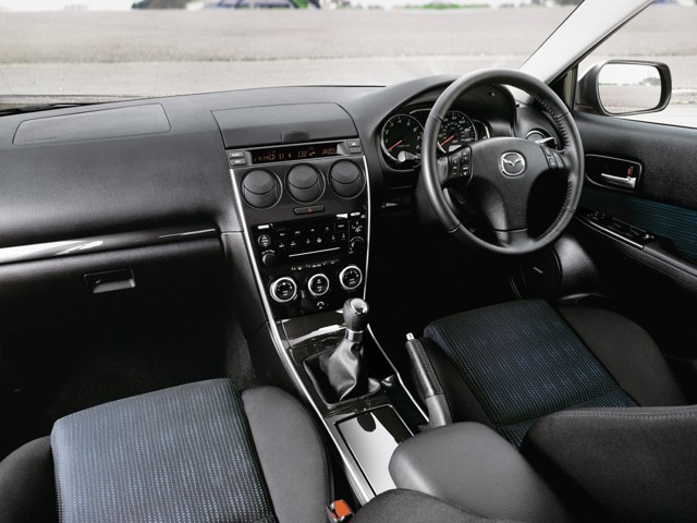 Mazda 6 / Atenza Hatchback photo 33