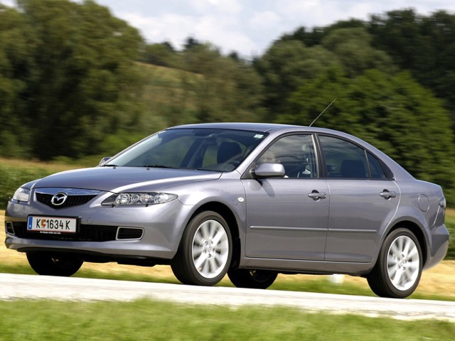 Mazda 6 / Atenza Hatchback photo 11