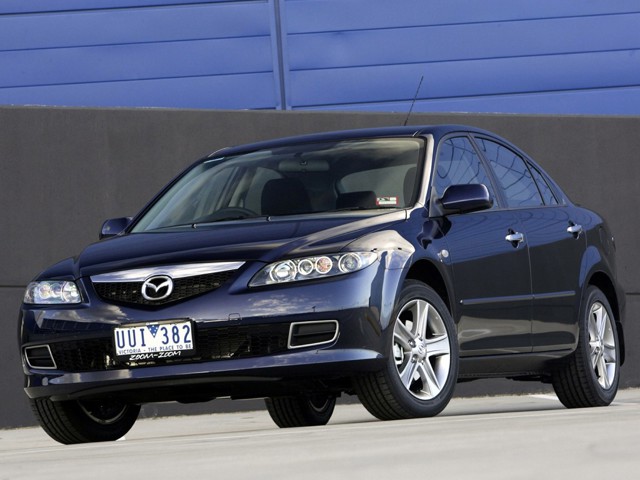 Mazda 6 / Atenza Hatchback photo 13