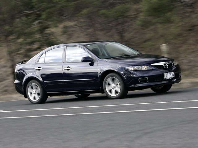 Mazda 6 / Atenza Hatchback photo 15