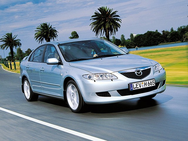 Mazda 6 / Atenza Hatchback photo 23