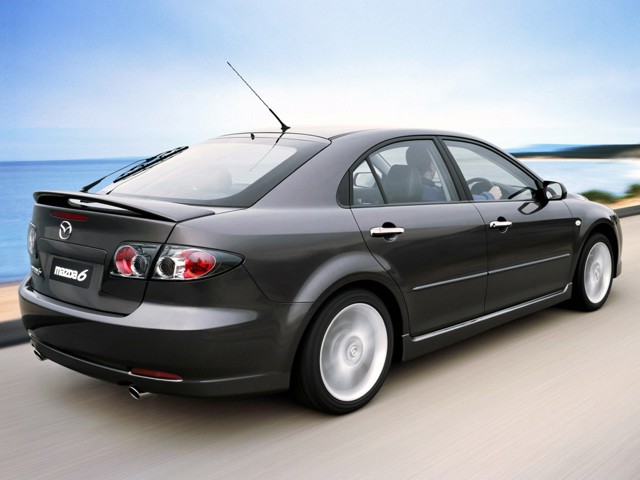 Mazda 6 / Atenza Hatchback photo 27