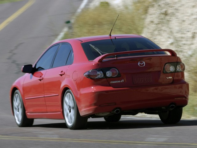 Mazda 6 / Atenza Hatchback photo 28