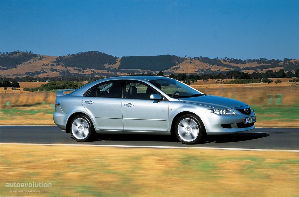 Mazda 6 / Atenza Hatchback photo 4