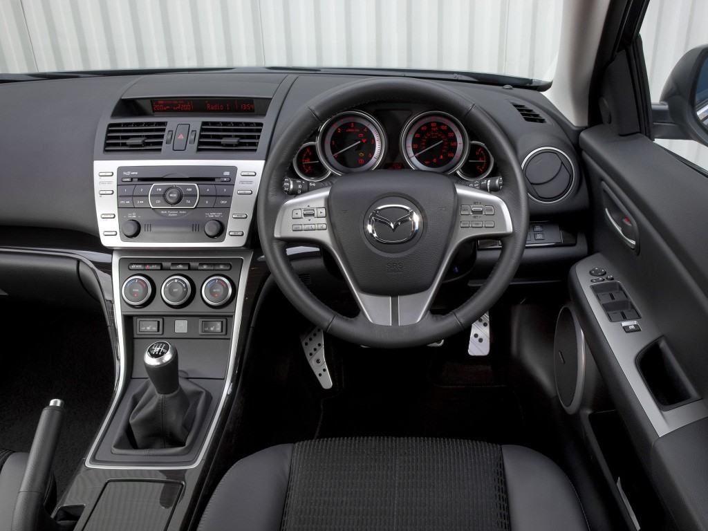 Mazda 6 / Atenza Hatchback photo 52