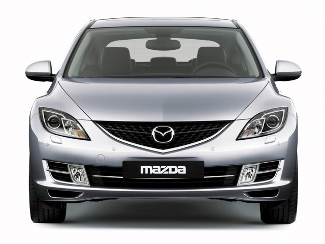 Mazda 6 / Atenza Hatchback photo 9