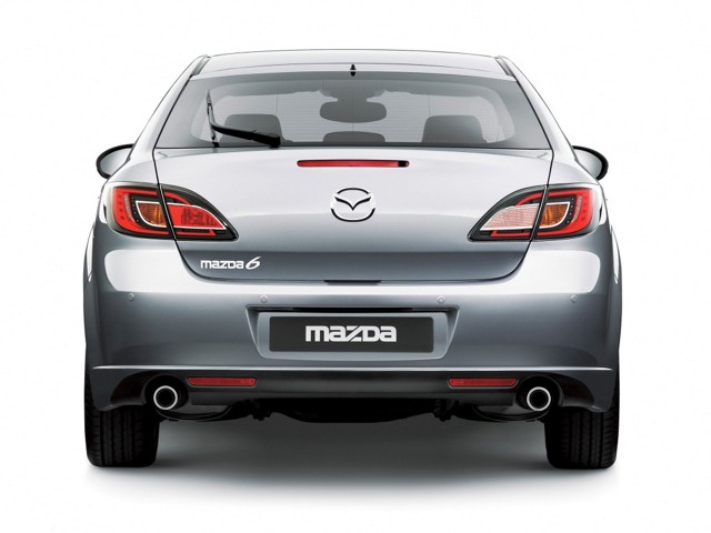 Mazda 6 / Atenza Hatchback photo 10