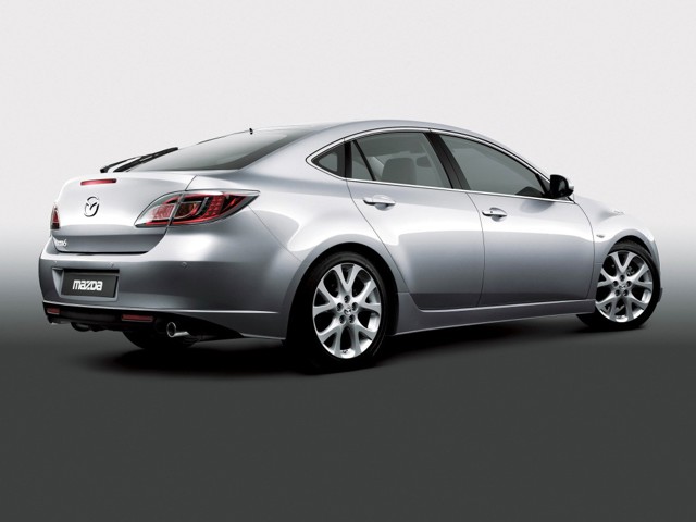Mazda 6 / Atenza Hatchback photo 13