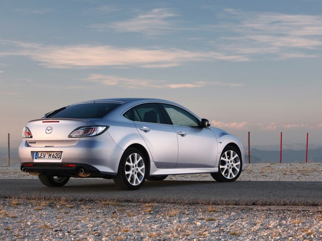 Mazda 6 / Atenza Hatchback photo 16