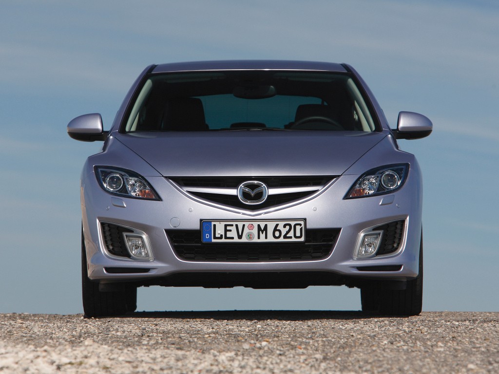 Mazda 6 / Atenza Hatchback photo 19