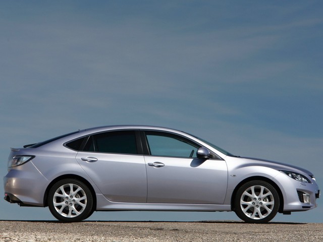 Mazda 6 / Atenza Hatchback photo 22