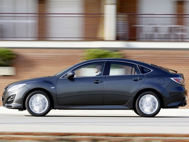 Mazda 6 / Atenza Hatchback photo 23