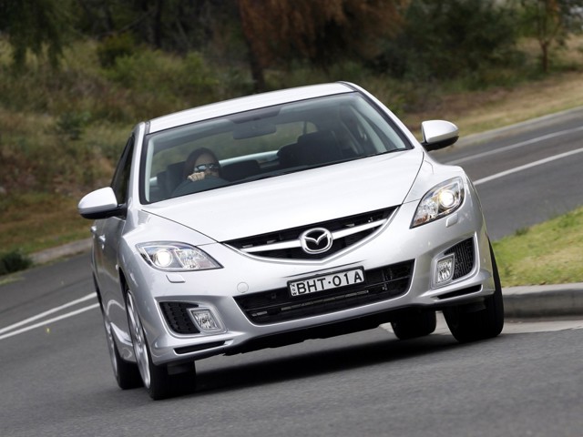 Mazda 6 / Atenza Hatchback photo 25