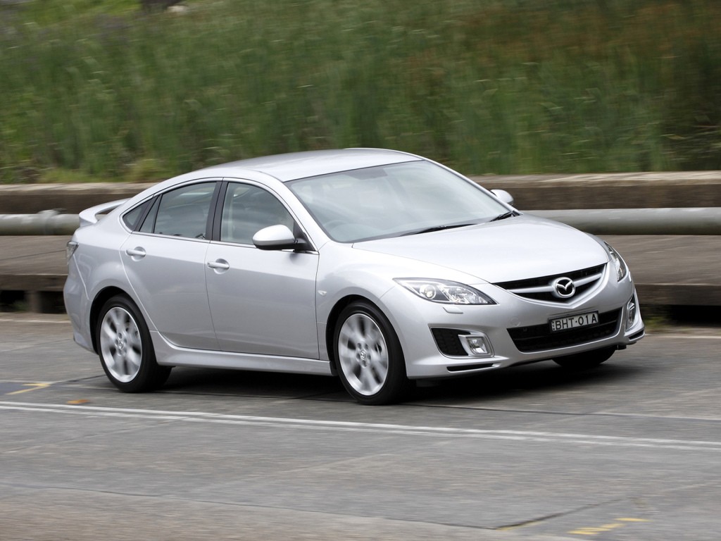 Mazda 6 / Atenza Hatchback photo 26