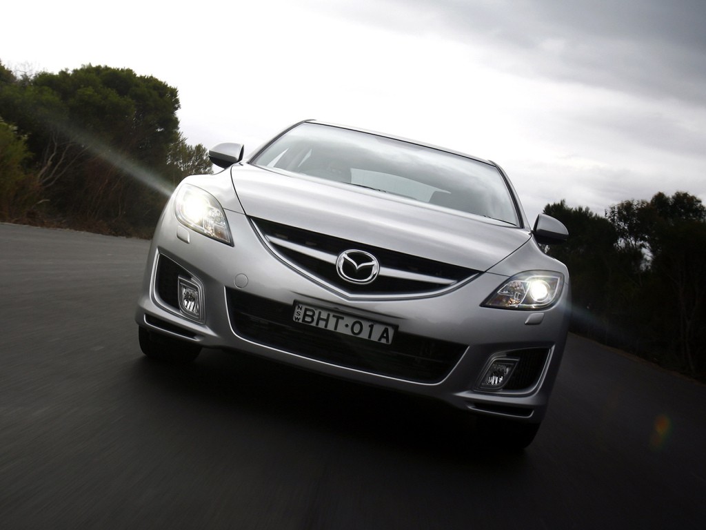 Mazda 6 / Atenza Hatchback photo 28