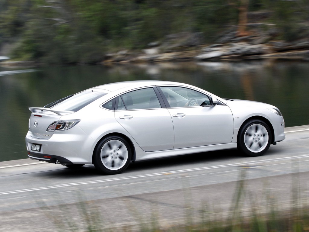 Mazda 6 / Atenza Hatchback photo 29