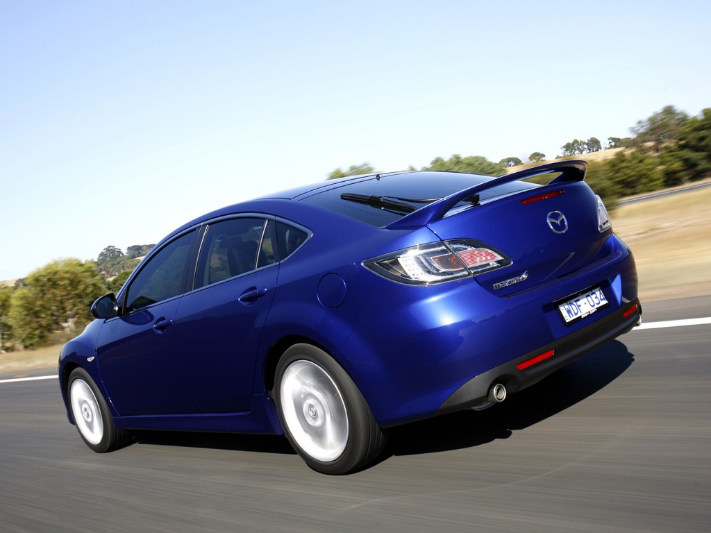 Mazda 6 / Atenza Hatchback photo 32