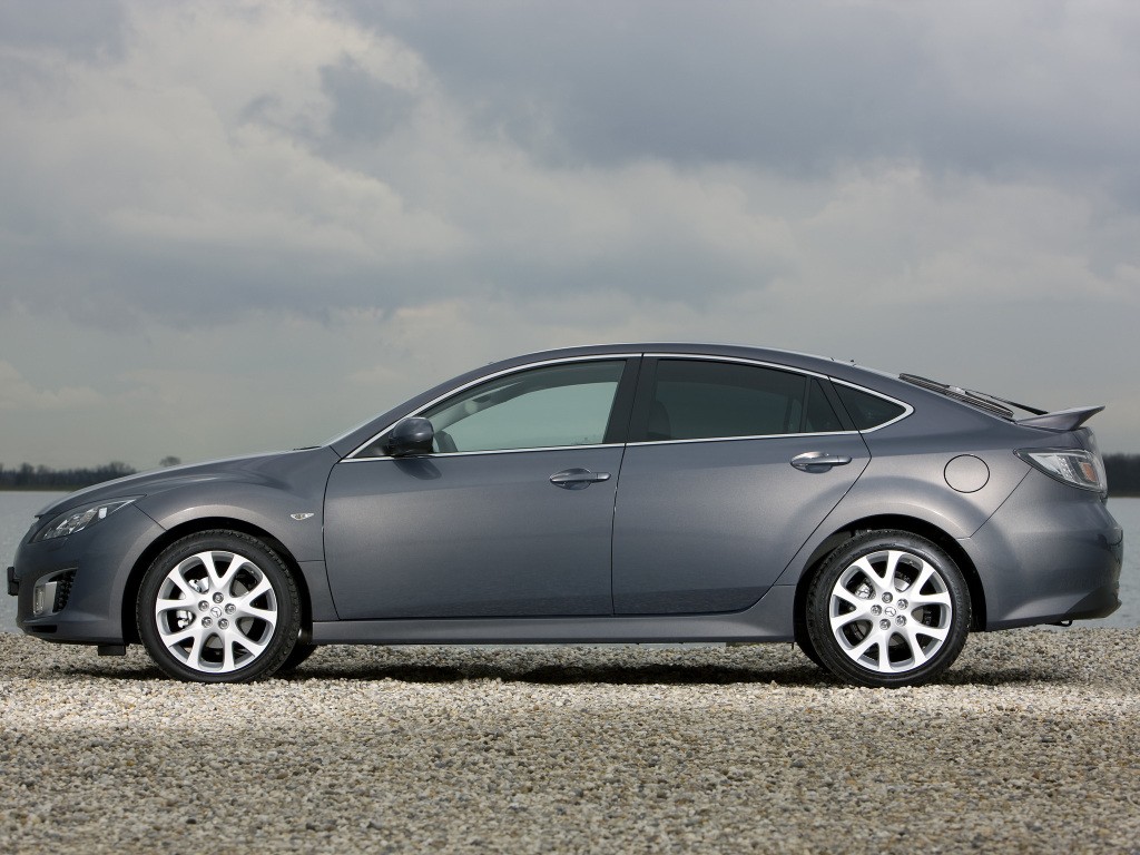 Mazda 6 / Atenza Hatchback photo 37
