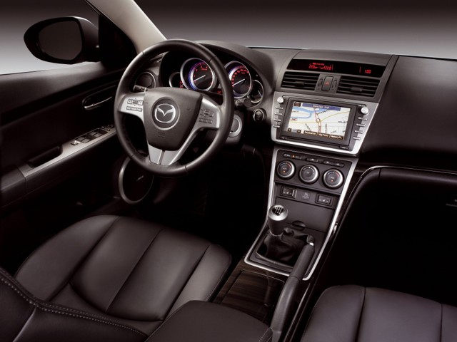 Mazda 6 / Atenza Hatchback photo 48