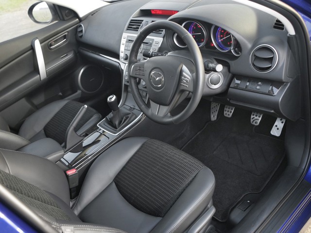 Mazda 6 / Atenza Hatchback photo 51