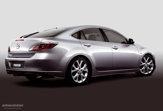 Mazda 6 / Atenza Hatchback photo 2
