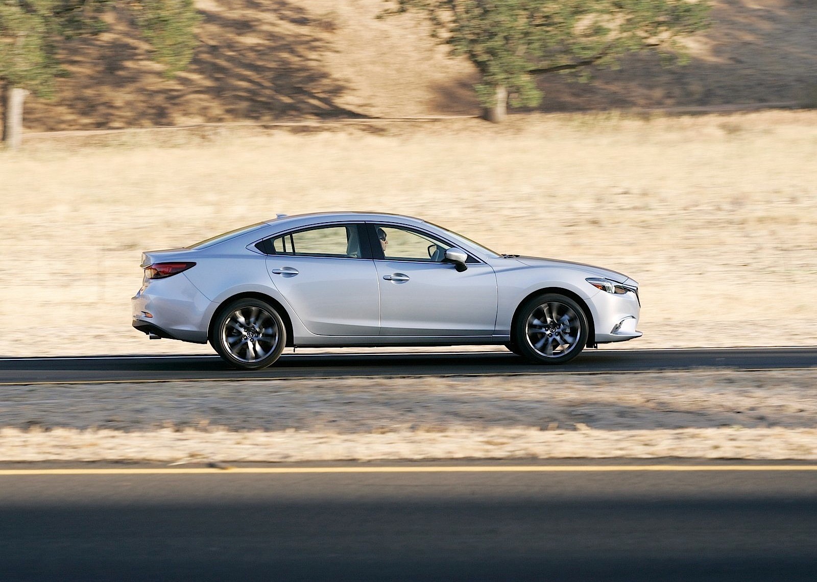 Mazda 6 / Atenza Sedan photo 5