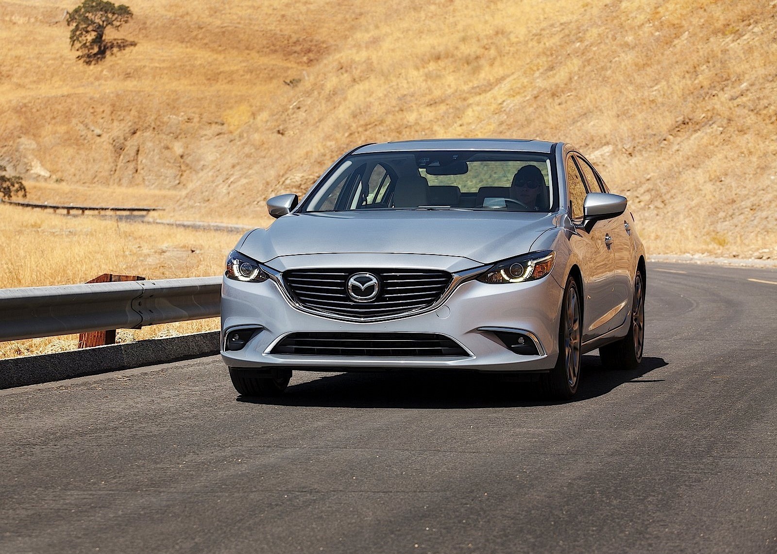 Mazda 6 / Atenza Sedan photo 20