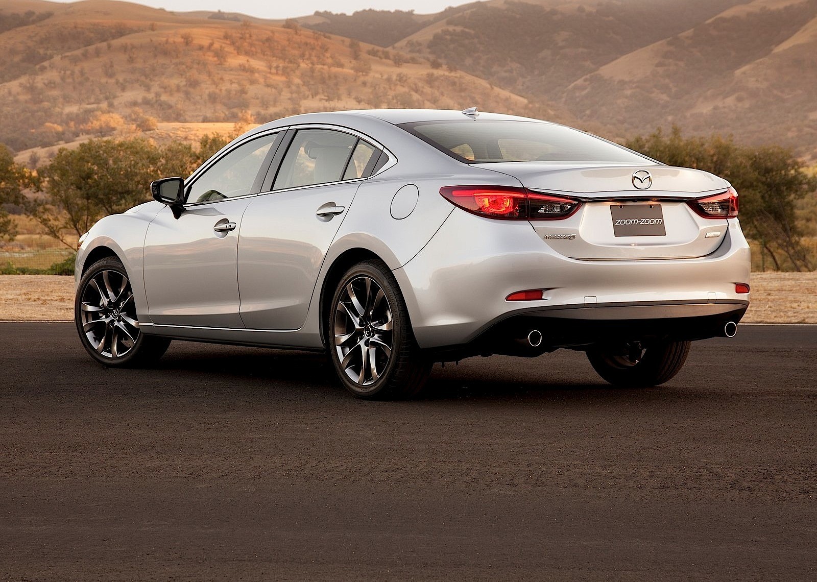 Mazda 6 / Atenza Sedan photo 25