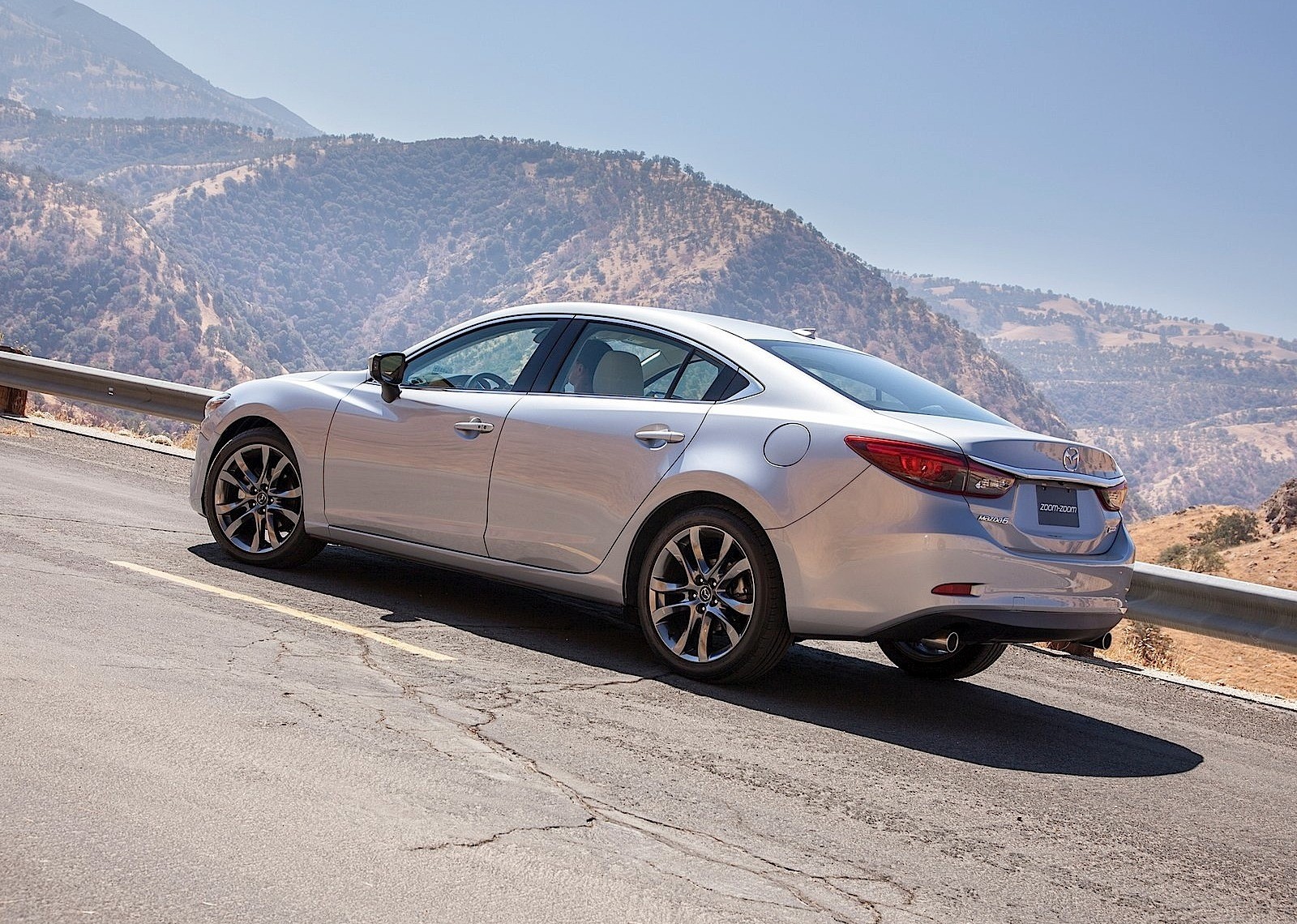 Mazda 6 / Atenza Sedan photo 27