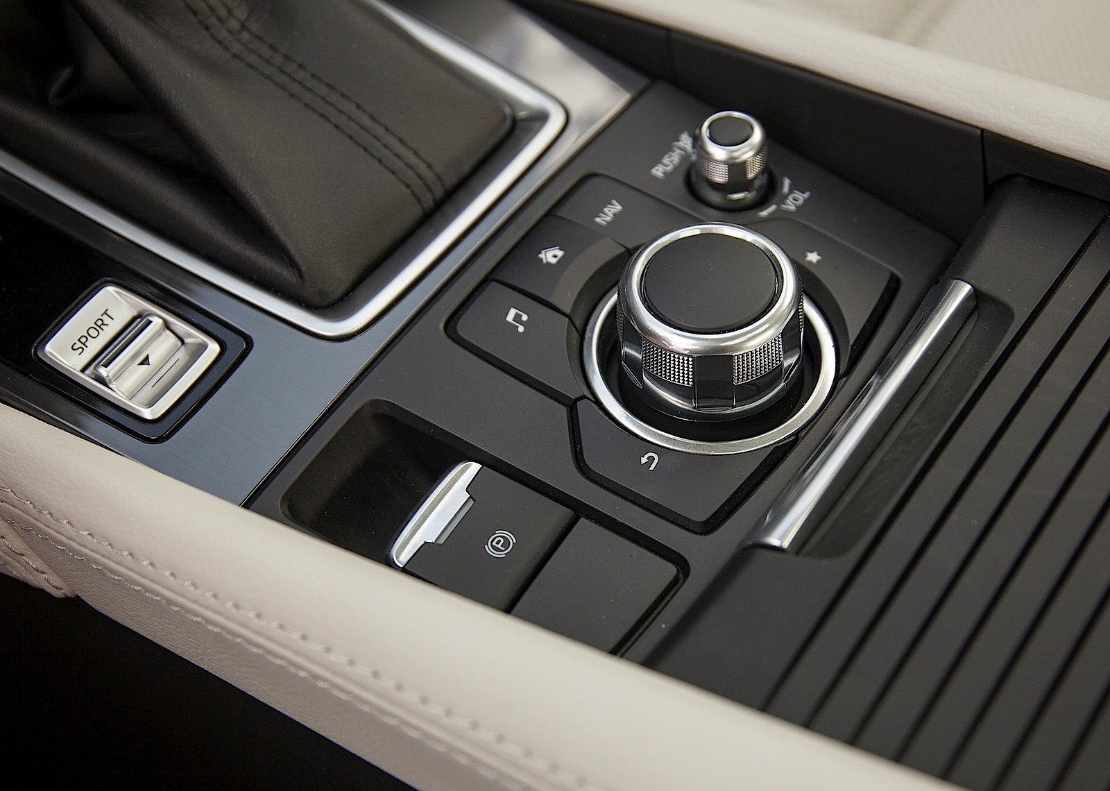 Mazda 6 / Atenza Sedan photo 53