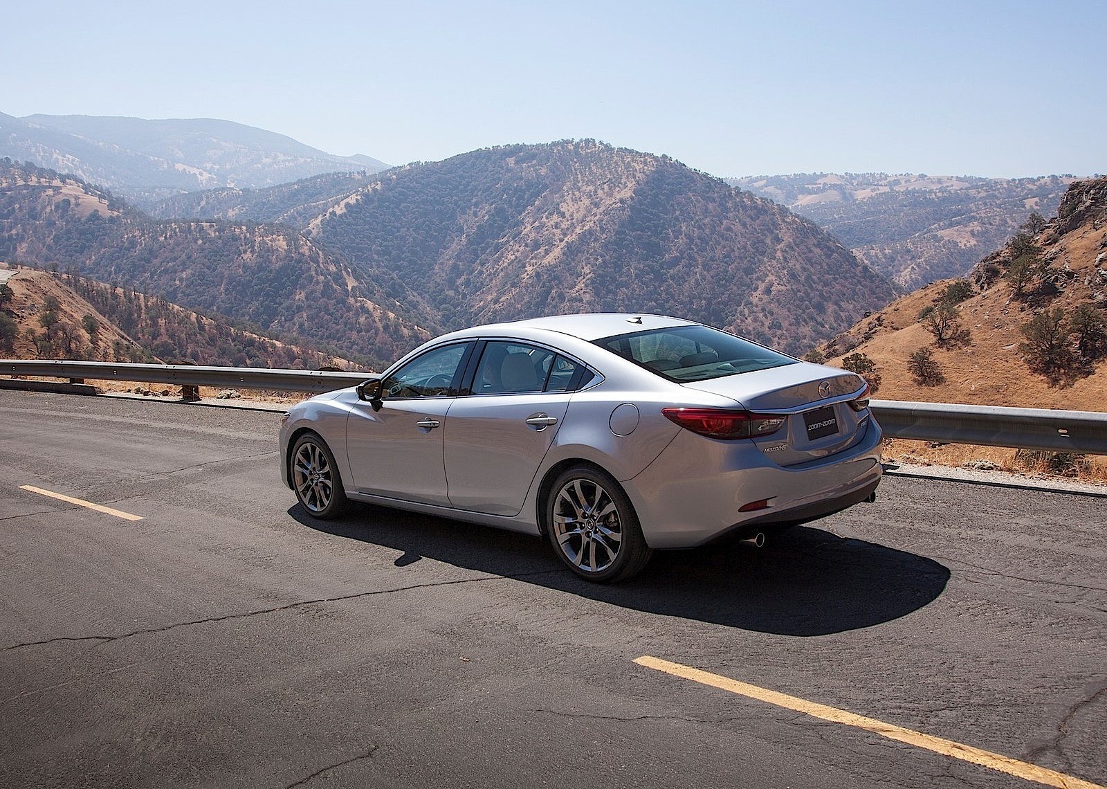 Mazda 6 / Atenza Sedan photo 29