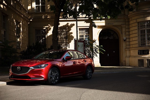 Mazda 6 / Atenza Sedan photo 4