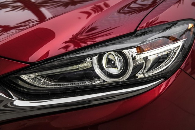 Mazda 6 / Atenza Sedan photo 21