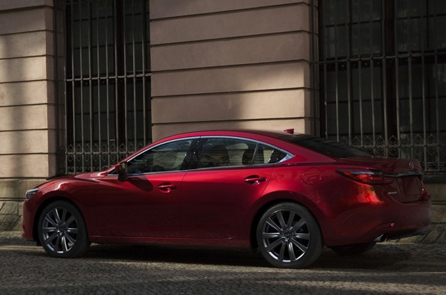 Mazda 6 / Atenza Sedan photo 30