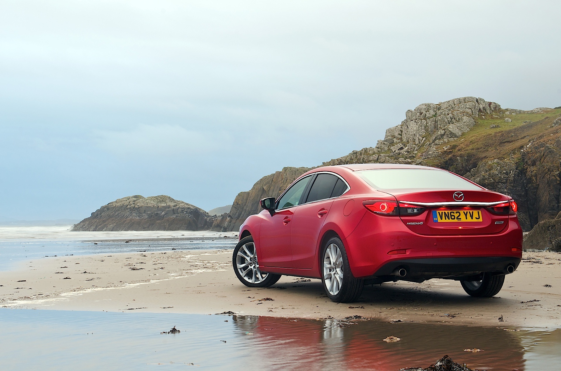 Mazda 6 / Atenza Sedan photo 16