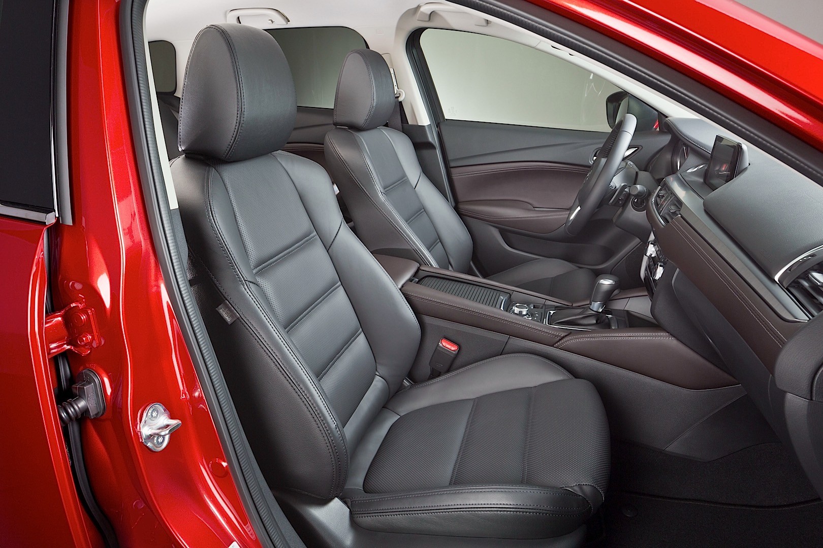 Mazda 6 / Atenza Wagon photo 54