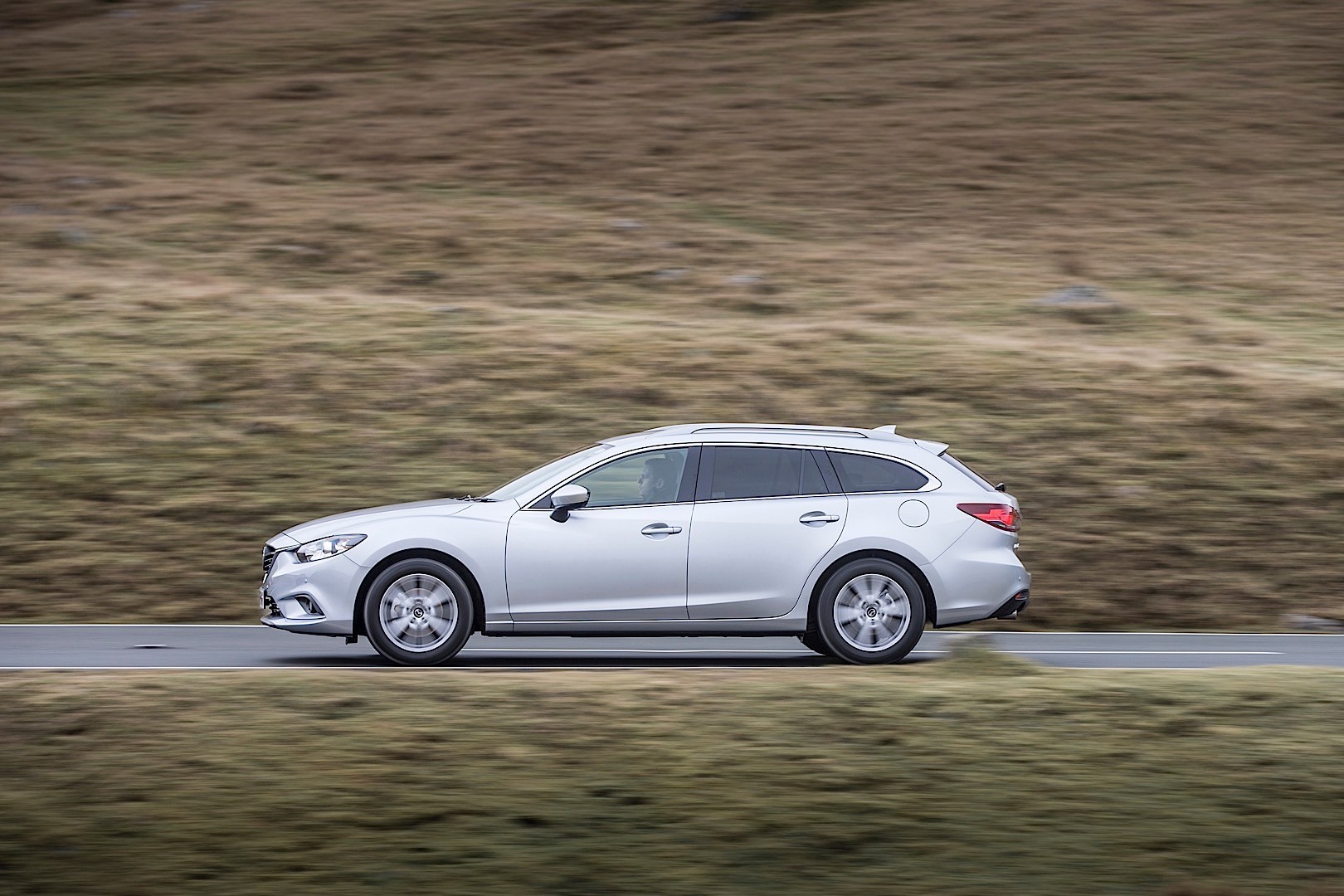 Mazda 6 / Atenza Wagon photo 15