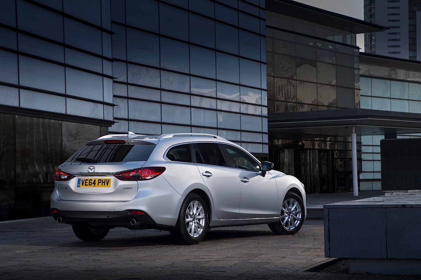 Mazda 6 / Atenza Wagon photo 21