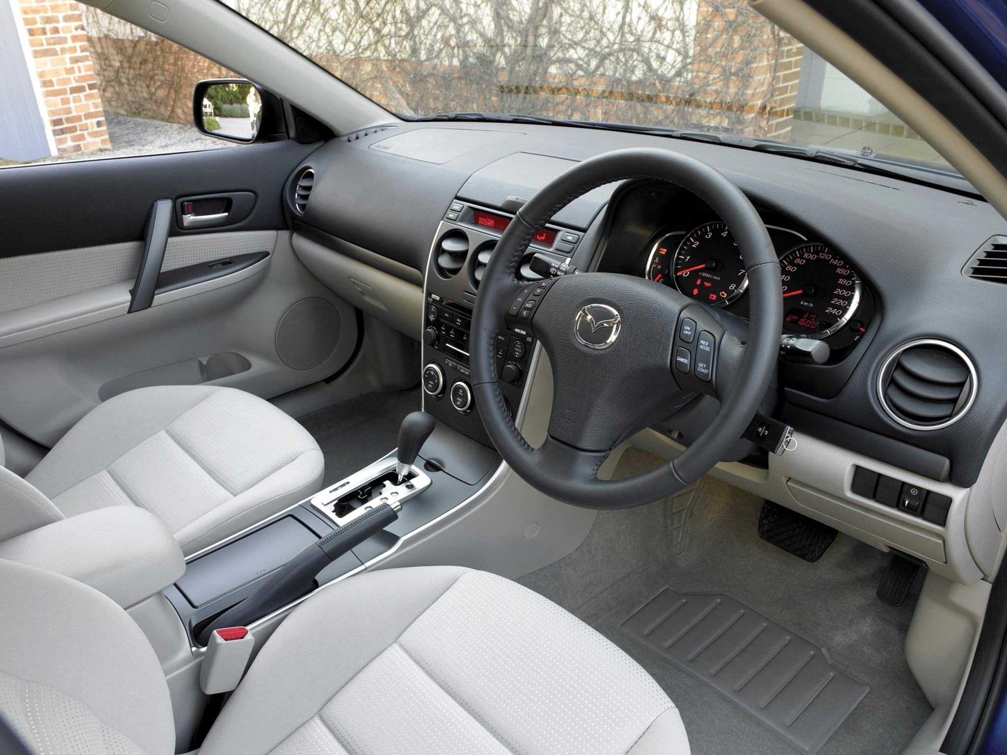 Mazda 6 / Atenza Wagon photo 31