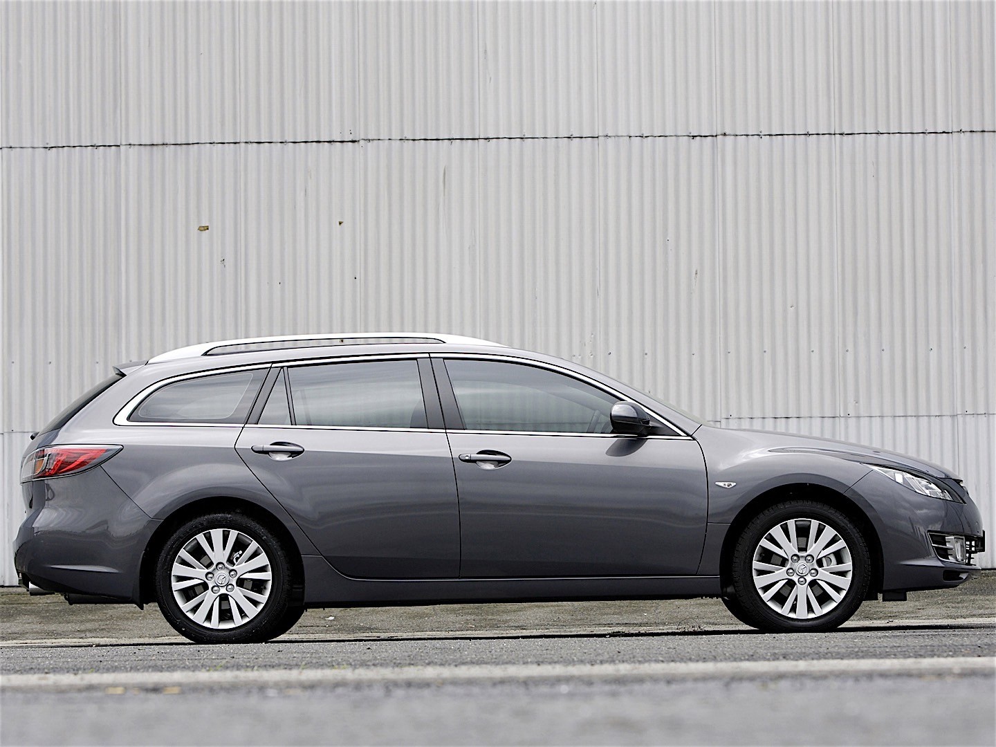 Mazda 6 / Atenza Wagon photo 35