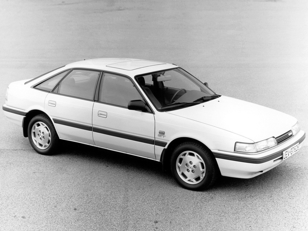 Mazda 626 Hatchback photo 6