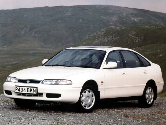 Mazda 626 Hatchback Foto 5