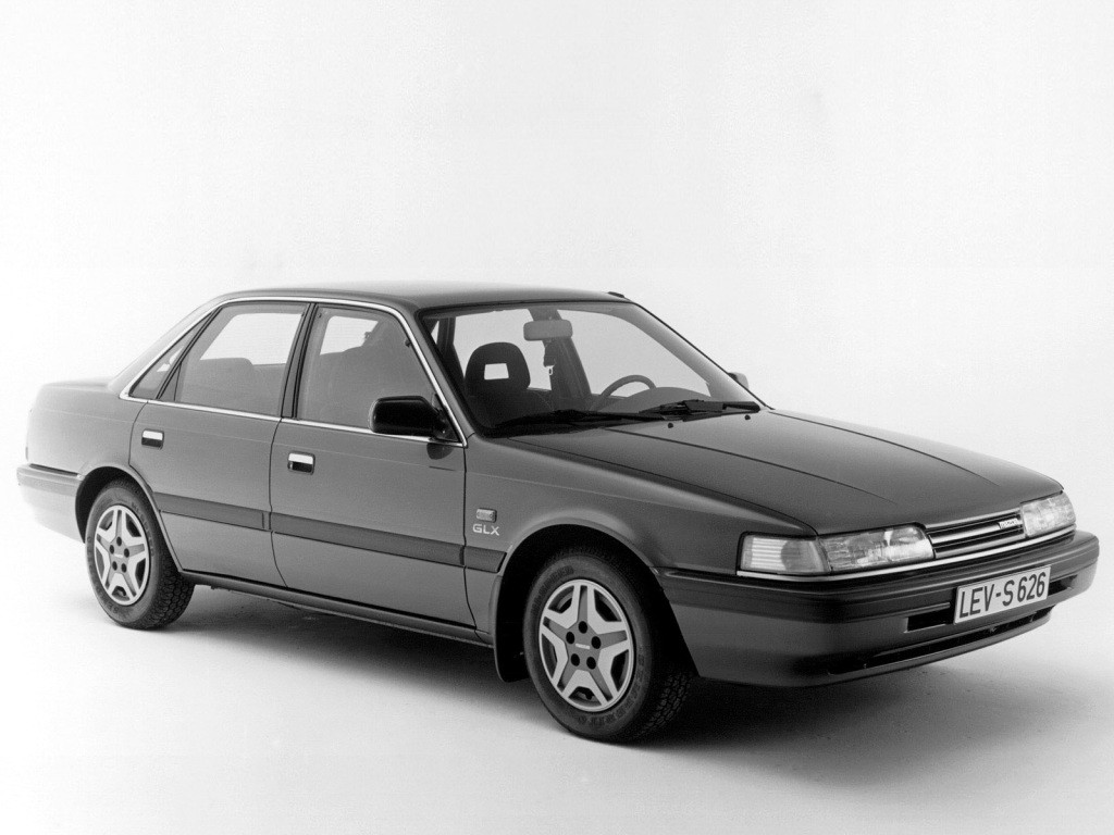Mazda 626 Sedan photo 4