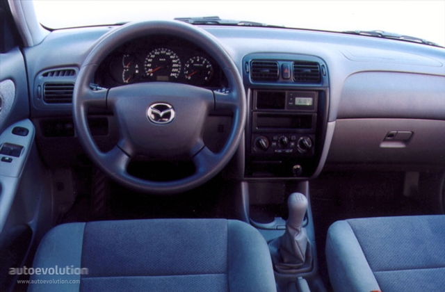 Mazda 626 Sedan Foto 12