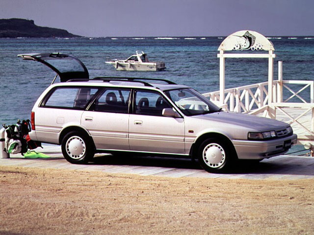 Mazda 626 Station Wagon photo 3